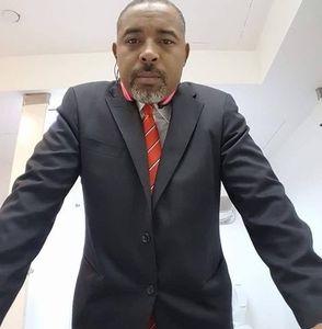 Meet your Posher, Maurice